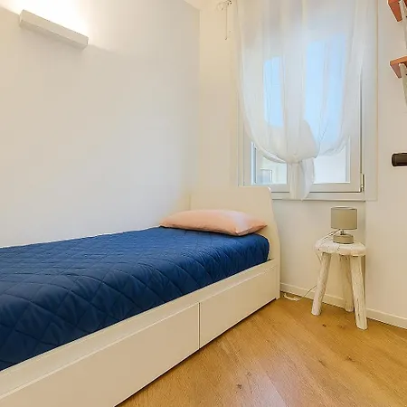Apartman Welcome Riviera- Mobydick- Un Meraviglioso Centrale- Wi Fi- Spazioso E Soleggiato-parcheggio A Pagamento A 20,00 Euro Al Giorno